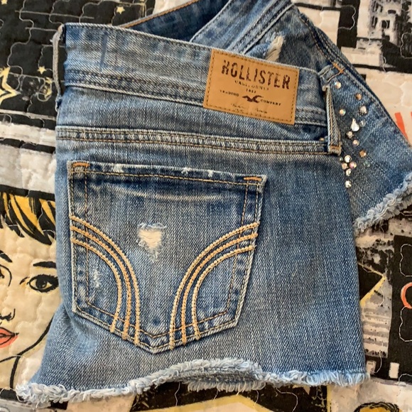Hollister Jean Shorts - Picture 4 of 4